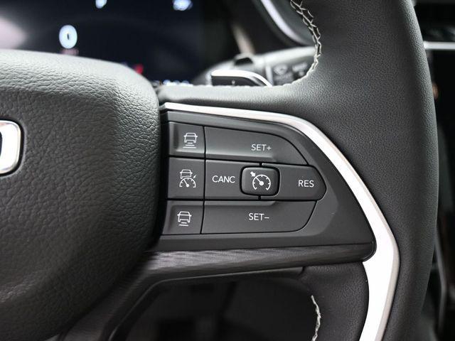 new 2025 Jeep Grand Cherokee car, priced at $42,150