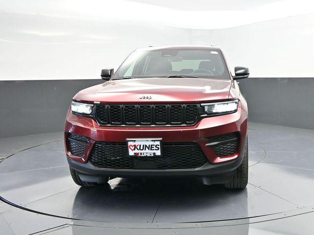 new 2025 Jeep Grand Cherokee car, priced at $42,150