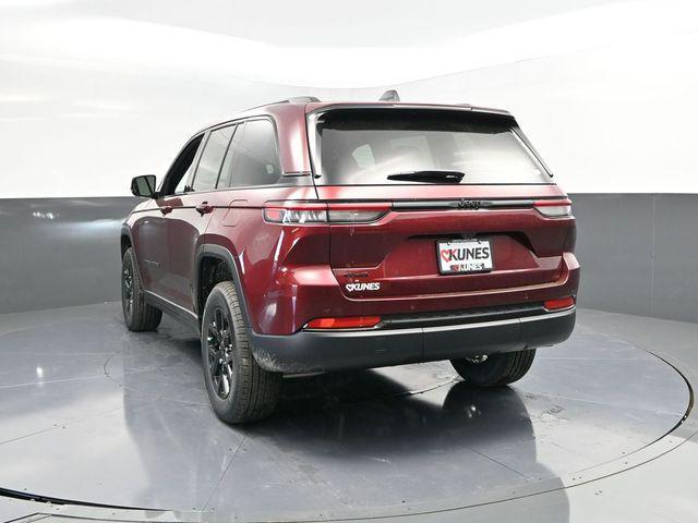 new 2025 Jeep Grand Cherokee car, priced at $42,150