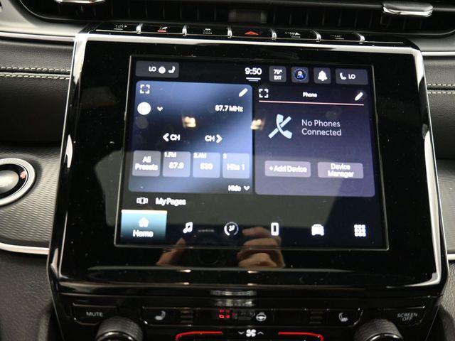 new 2025 Jeep Grand Cherokee car, priced at $42,150