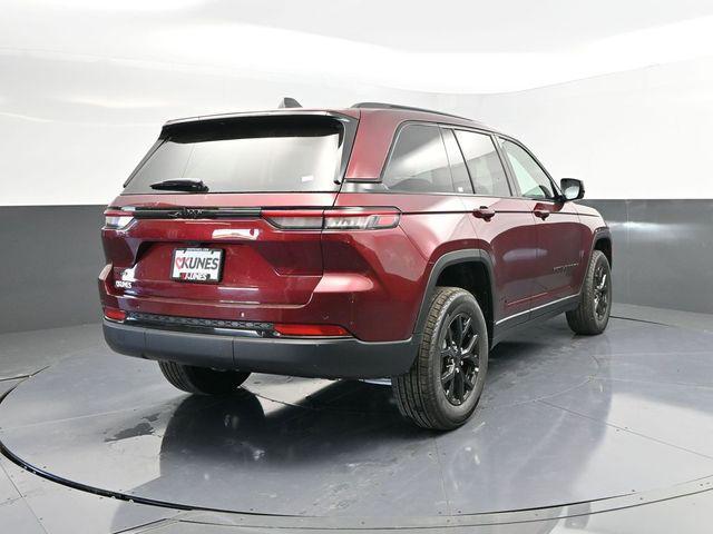 new 2025 Jeep Grand Cherokee car, priced at $42,150