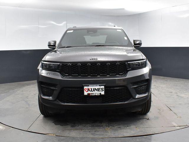 new 2025 Jeep Grand Cherokee car, priced at $47,143