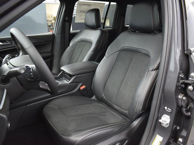 new 2025 Jeep Grand Cherokee car, priced at $47,143