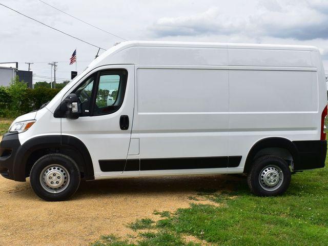 new 2024 Ram ProMaster 2500 car, priced at $43,036