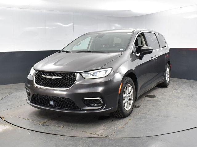 used 2023 Chrysler Pacifica car, priced at $23,297