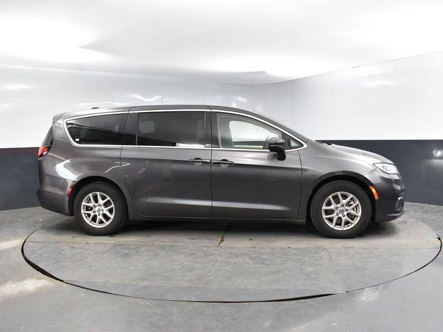 used 2023 Chrysler Pacifica car, priced at $23,297