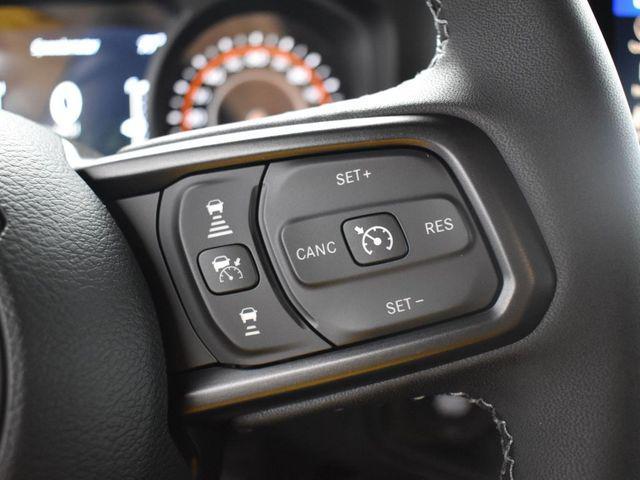 new 2025 Jeep Wrangler car, priced at $46,158