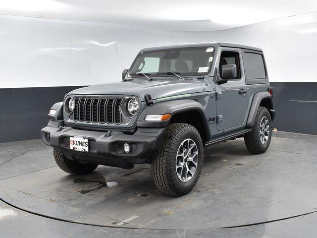 new 2025 Jeep Wrangler car, priced at $46,158