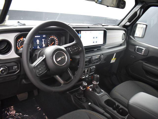 new 2025 Jeep Wrangler car, priced at $46,158