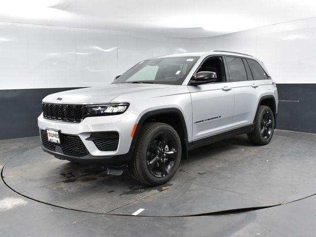 new 2025 Jeep Grand Cherokee car, priced at $40,636