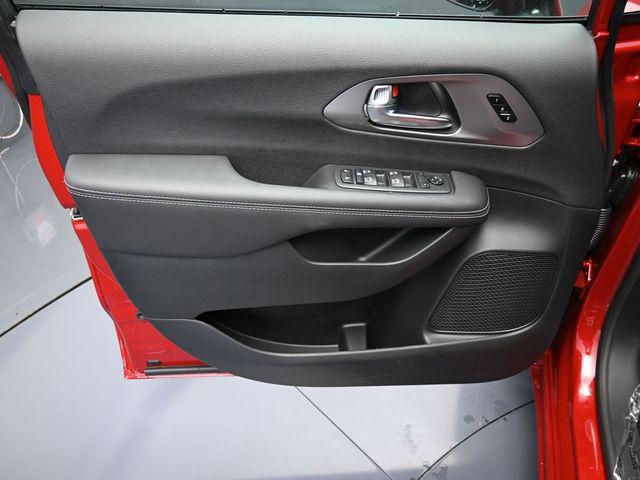 new 2026 Chrysler Pacifica car, priced at $44,548