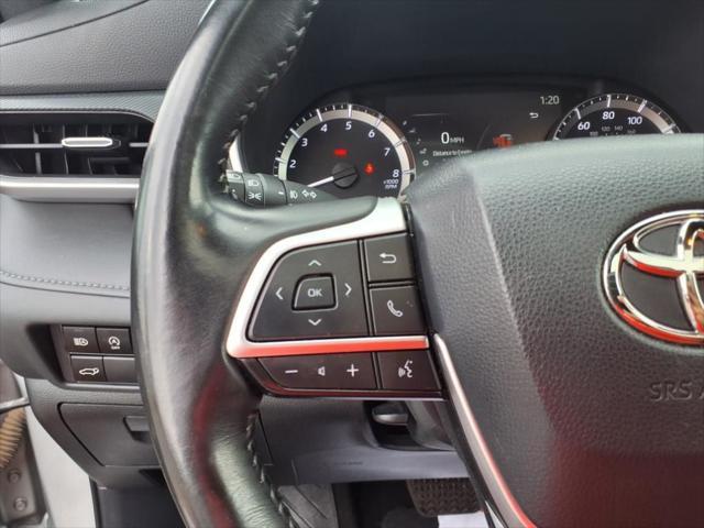 used 2023 Toyota Highlander car, priced at $36,995