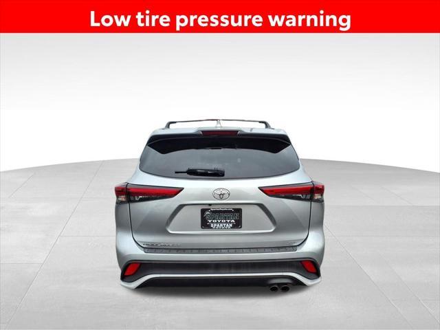 used 2023 Toyota Highlander car, priced at $36,995