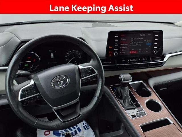 used 2024 Toyota Sienna car, priced at $40,192