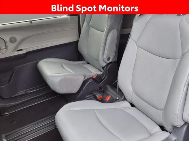 used 2024 Toyota Sienna car, priced at $40,192