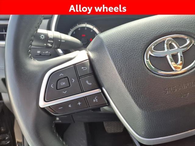 used 2024 Toyota Highlander car, priced at $38,589
