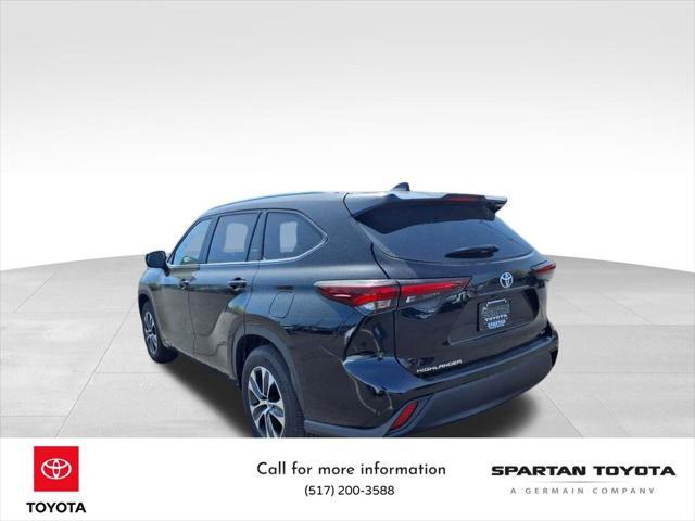 used 2024 Toyota Highlander car, priced at $38,429