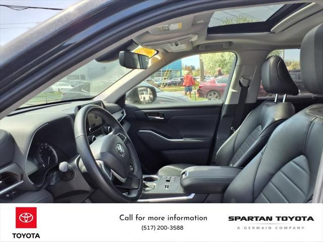 used 2024 Toyota Highlander car, priced at $38,429