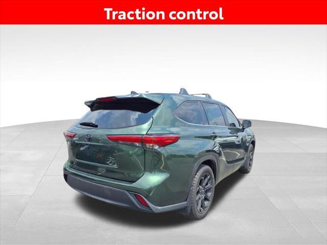 used 2023 Toyota Highlander car, priced at $34,320