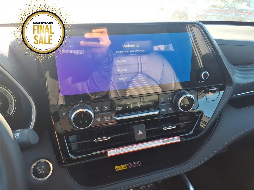 new 2026 Toyota Highlander car