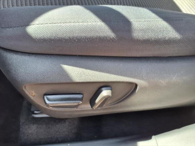 used 2023 Toyota Highlander car, priced at $33,853