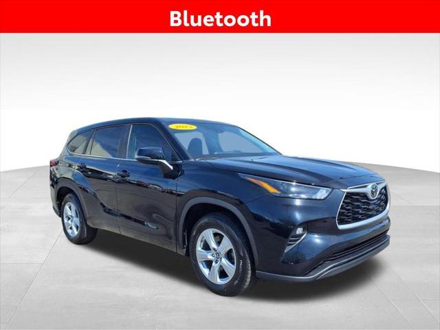 used 2023 Toyota Highlander car, priced at $33,853