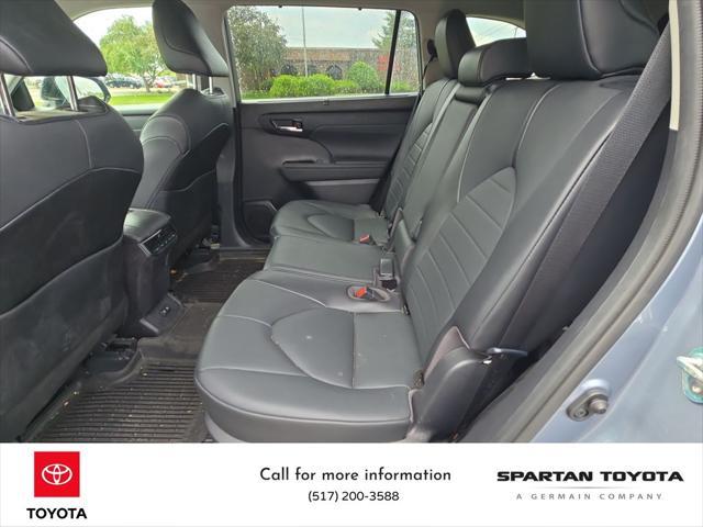 used 2021 Toyota Highlander car, priced at $36,313