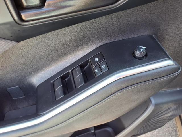 used 2023 Toyota Highlander car, priced at $32,121