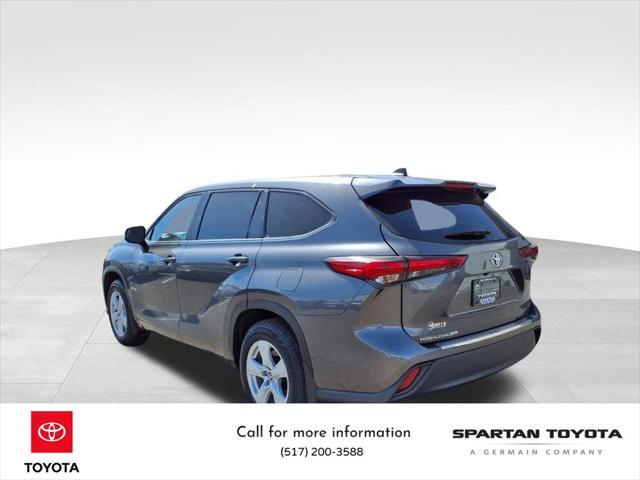 used 2023 Toyota Highlander car, priced at $35,105