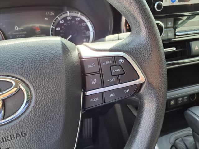 used 2023 Toyota Highlander car, priced at $32,121