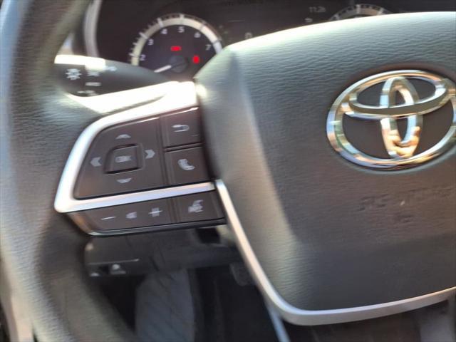 used 2023 Toyota Highlander car, priced at $32,121