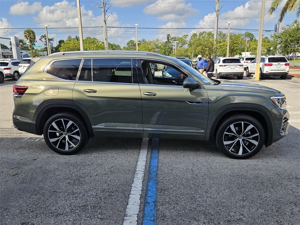 new 2026 Volkswagen Atlas car, priced at $55,779