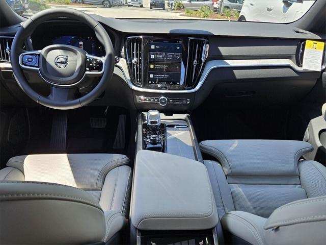 new 2025 Volvo V60 Cross Country car