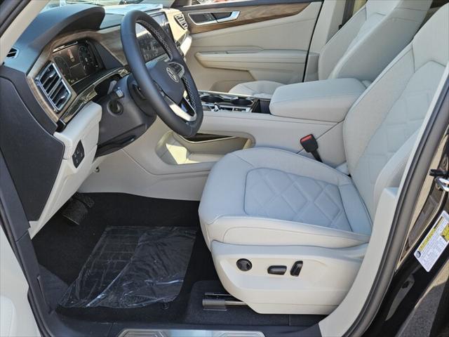 new 2025 Volkswagen Atlas car, priced at $46,811