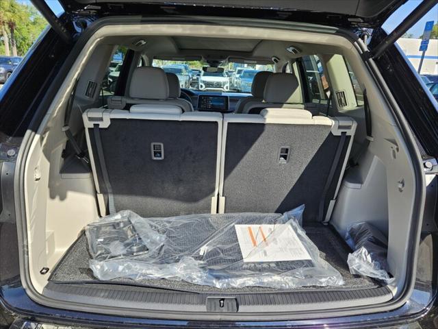 new 2025 Volkswagen Atlas car, priced at $46,811