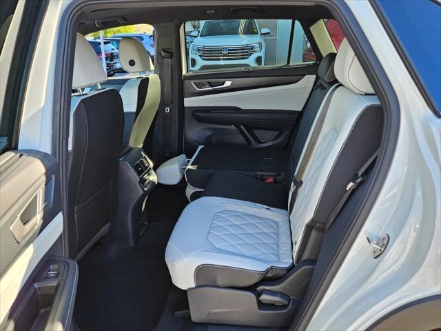 new 2025 Volkswagen Atlas Cross Sport car, priced at $55,301