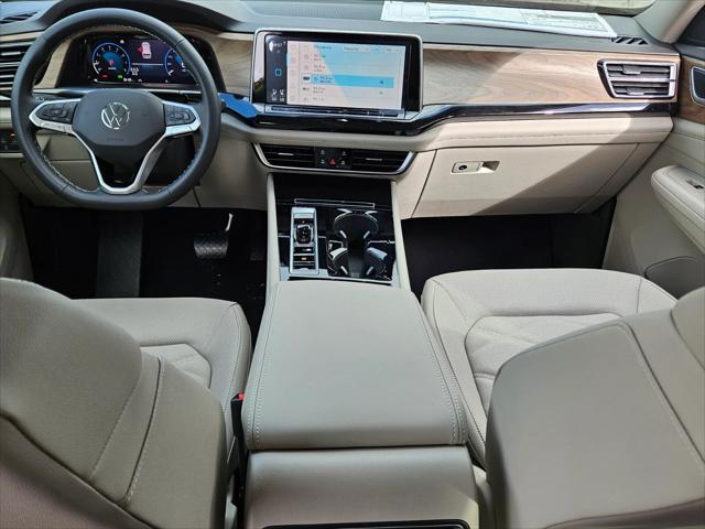 new 2025 Volkswagen Atlas car, priced at $44,916