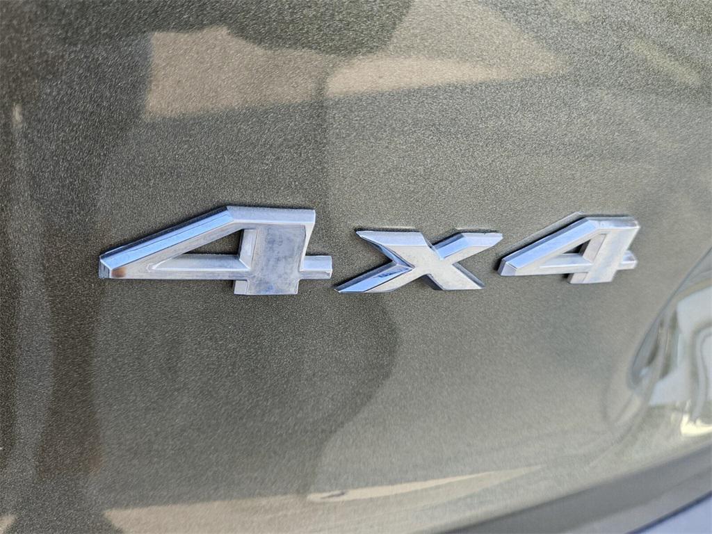 used 2019 Jeep Cherokee car, priced at $17,495