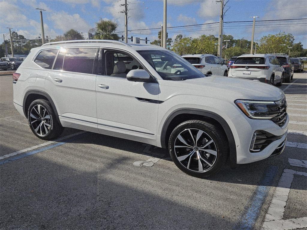 new 2026 Volkswagen Atlas car, priced at $56,390