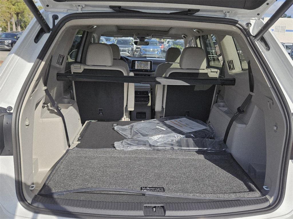 new 2026 Volkswagen Atlas car, priced at $56,390