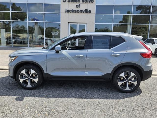 new 2025 Volvo XC40 car, priced at $45,485