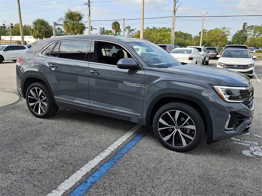 new 2025 Volkswagen Atlas Cross Sport car, priced at $53,199