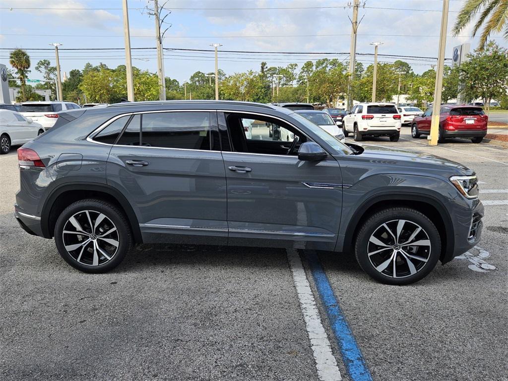 new 2025 Volkswagen Atlas Cross Sport car, priced at $53,199