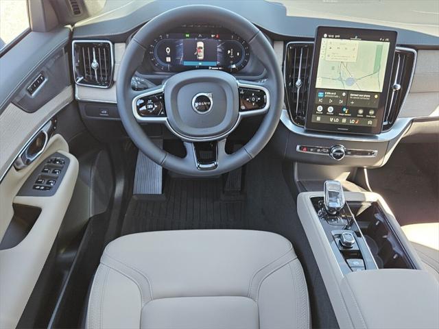 new 2025 Volvo XC90 car
