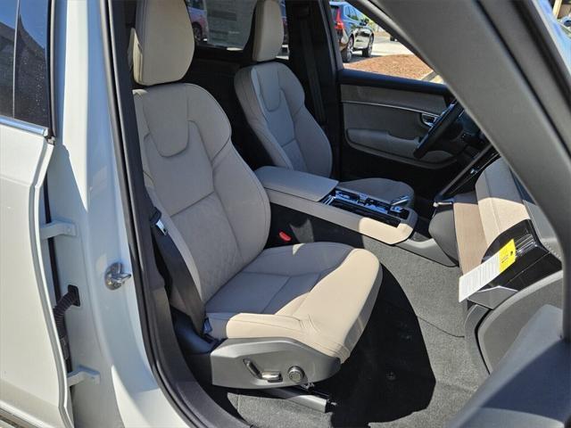 new 2025 Volvo XC90 car