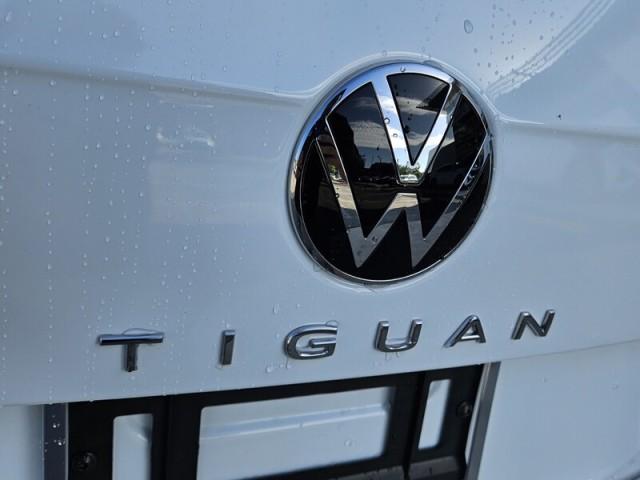 new 2024 Volkswagen Tiguan car, priced at $34,031