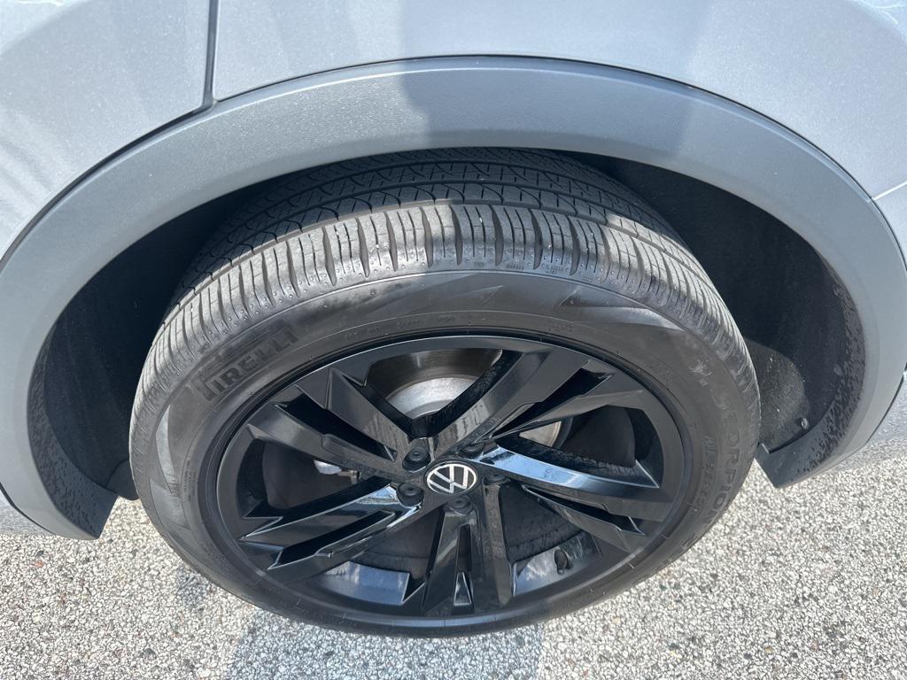 used 2024 Volkswagen Tiguan car, priced at $28,995