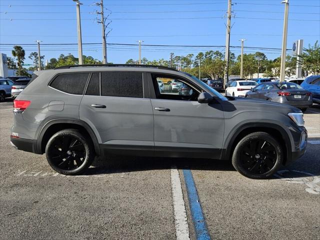 new 2025 Volkswagen Atlas car, priced at $46,705