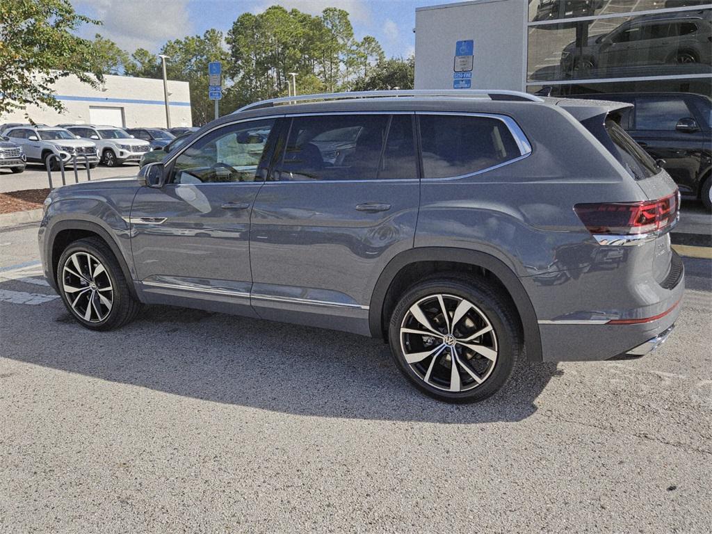 new 2026 Volkswagen Atlas car, priced at $56,251
