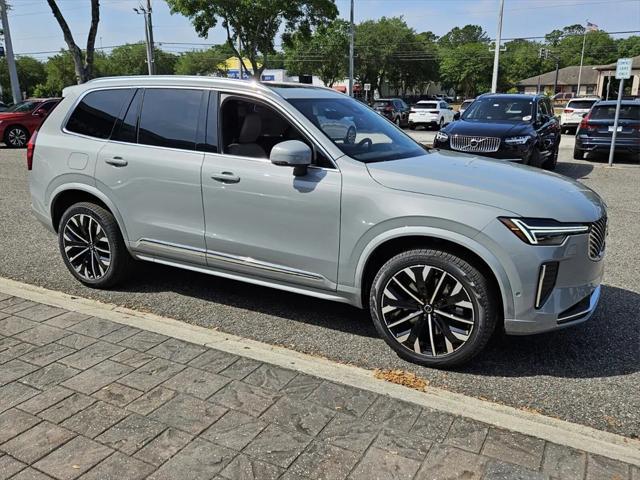 new 2025 Volvo XC90 Plug-In Hybrid car